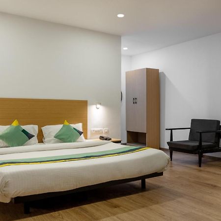 Treetops Inn Csennai Kültér fotó