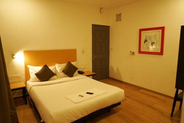 Treetops Inn Csennai Kültér fotó